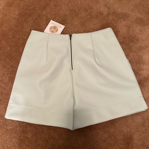 Marie Oliver Fay Short, Seafoam green in Vegan leather Sz 4 NWT - Picture 6 of 9